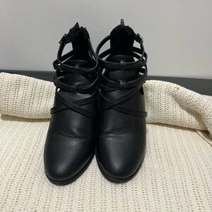 Black Charlotte Russe Shoes